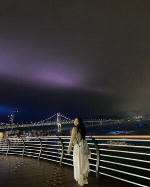 Lee Seo-yeon Instagram - 막 신나 미쳐🤪
#busan #gwangalli