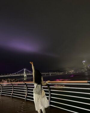 Lee Seo-yeon Instagram - 막 신나 미쳐🤪
#busan #gwangalli