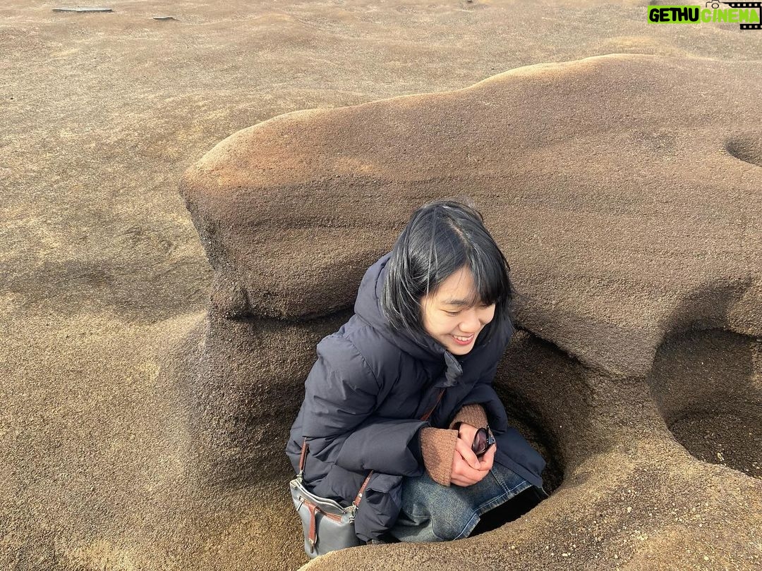 Lee Seo-yeon Instagram - 너무 힘들 때 꼭 가줘야하는 내 사랑 제주🌊 스트레스 푸는 방법을 몰라 항상 담아두었는데, 여기선 맘껏 행복하다☺️ _ 2024.01.21~2024.01.25 #jeju