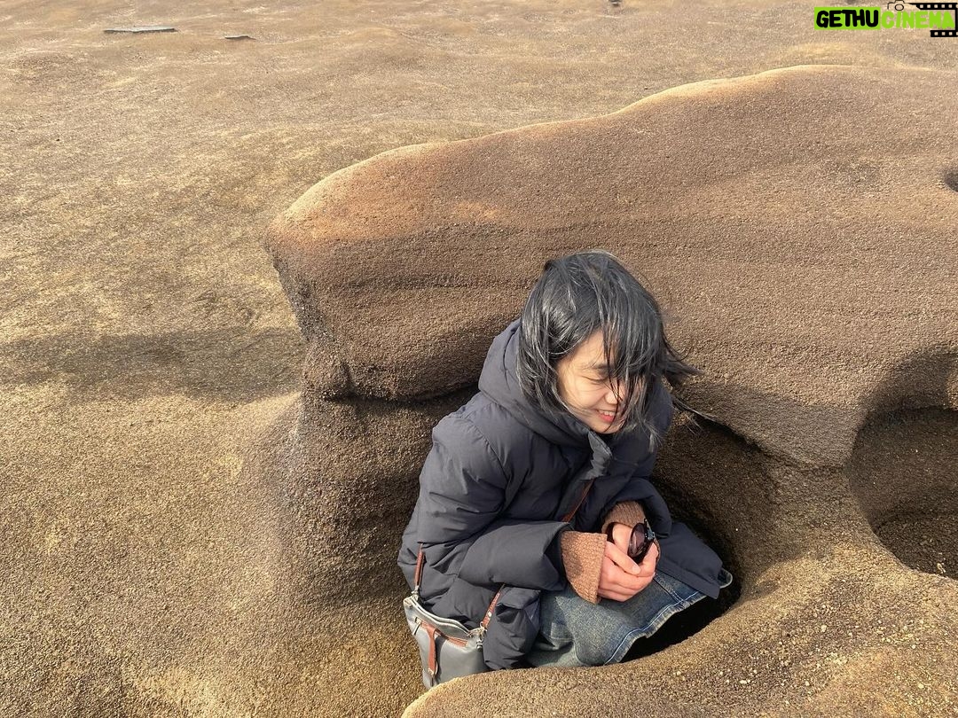 Lee Seo-yeon Instagram - 너무 힘들 때 꼭 가줘야하는 내 사랑 제주🌊 스트레스 푸는 방법을 몰라 항상 담아두었는데, 여기선 맘껏 행복하다☺️ _ 2024.01.21~2024.01.25 #jeju