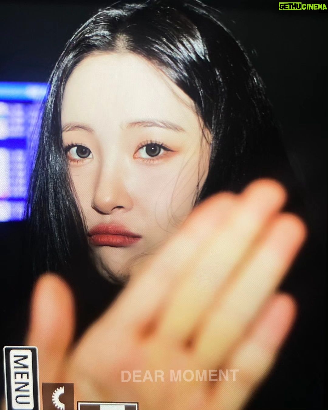 Lee Sun-mi Instagram - H A P P Y N E W Y E A R 💗 새 해 복 많 이 받 으 세 요 🙇🏻♀️💓 Bangkok, Thailand