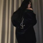 Lee Sun-mi Instagram - 🖤💙 Abu-Dhabi