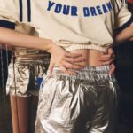 Lee Sun-mi Instagram - No matter what, run after your dreams🏃🏻‍♀️💙 @goldengoose #GoldenGoose #RunAfterYourDreams