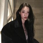 Lee Sun-mi Instagram - 🖤💙 Abu-Dhabi
