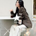 Lee Sun-mi Instagram - Watch The Dreamers’ Way #GoldenTV episode with SUNMI. Step into her world and meet the creatives who have had an impact on her life. #GoldenGoose #HAUSofDreamers