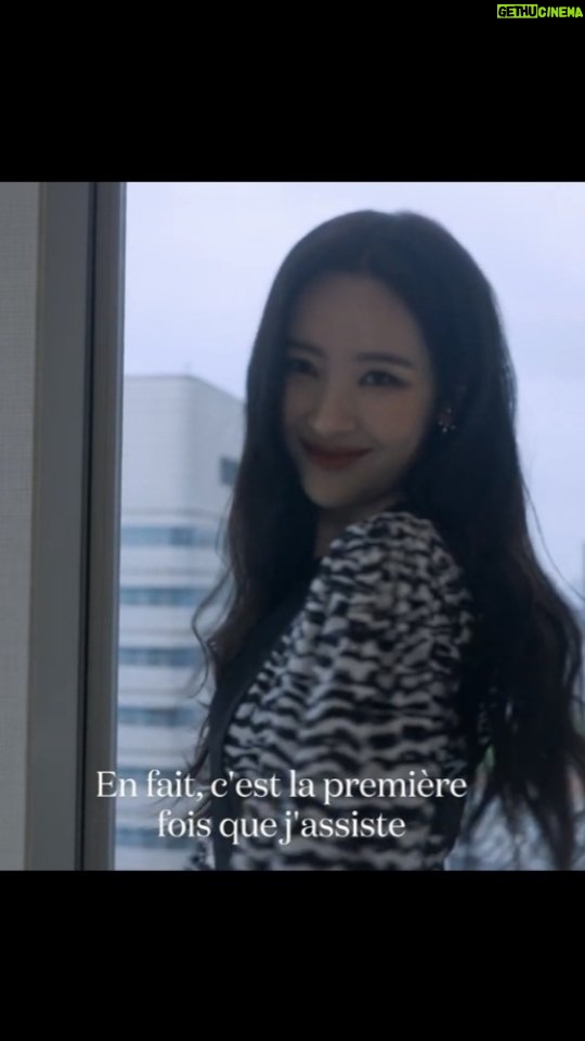 Lee Sun-mi Instagram - Get ready with me! @voguefrance @louisvuitton Seoul