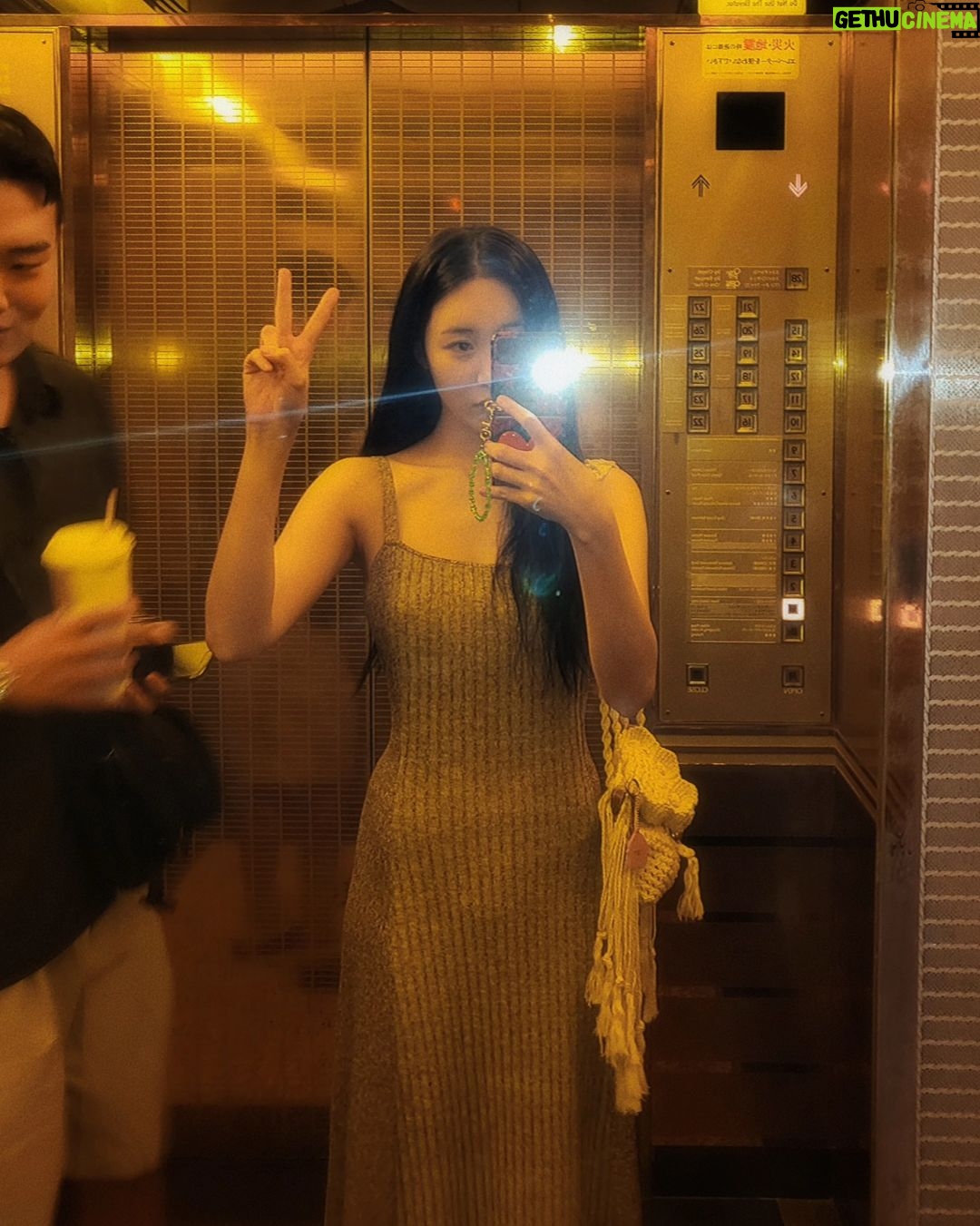 Lee Sun-mi Instagram - 요약 Nagoya, Japan 名古屋、日本