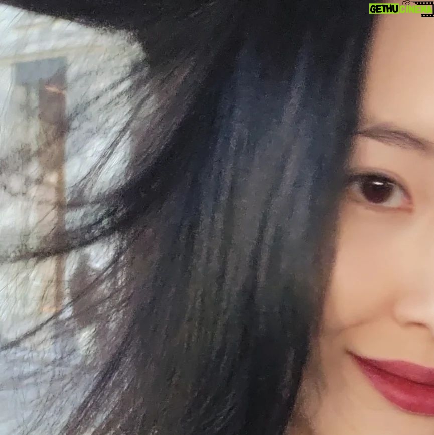Lee Sun-mi Instagram - 파리 츄ㅇ ㅓ🥶 Paris, France