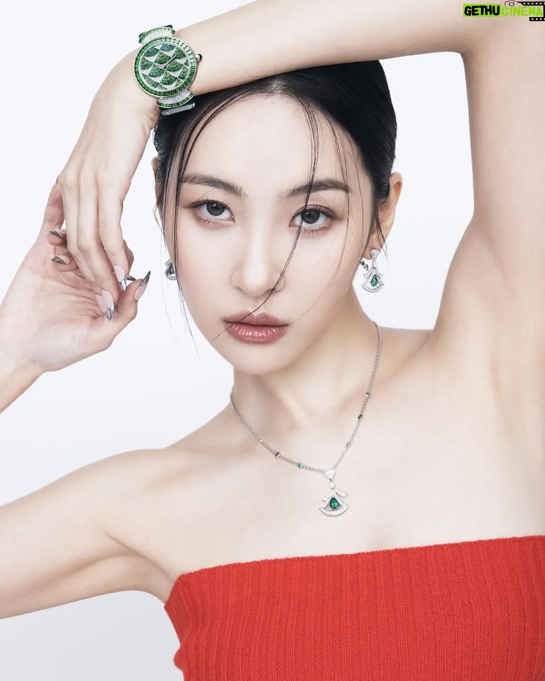 Lee Sun-mi Instagram - @bulgari @marieclairekorea