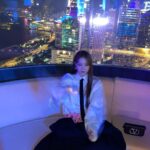 Lee Sung-kyoung Instagram - Last night in Hong Kong with Valentino🖤