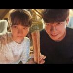 Lee Sung-kyoung Instagram – 지금 #사랑이라말해요 
우동이들캠핑간날🪨🍃

#디즈니플러스