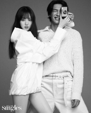 Lee Sung-kyoung Instagram - 아직 못보신분들은 디즈니플러스로!💗
#사랑이라말해요
#CallItLove