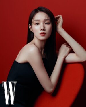 Lee Sung-kyoung Instagram - Hi! Shiseido💋❤️

#Shiseido
#시세이도