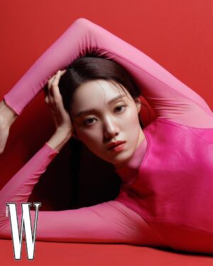 Lee Sung-kyoung Instagram - Hi! Shiseido💋❤️

#Shiseido
#시세이도
