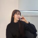 Lee Sung-kyoung Instagram – 올해는 심하게 건강하기로 약속😜
대기실 도착 후 첫번째로 다같이 종합비타민 챙겨먹기😘 #GNM