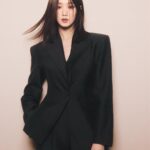 Lee Sung-kyoung Instagram - ORIBE✨ 💕