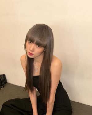 Lee Sung-kyoung Instagram - 💎
