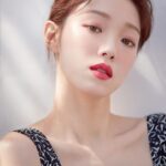 Lee Sung-kyoung Instagram – 💄💋🌱❤️✨