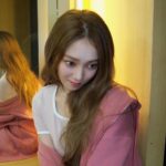 Lee Sung-kyoung Instagram – 💗
로꼬오빠랑 비밀작전으로
로꼬쮸에 살짝 숨어서
로꼬츄들 서프라이즈 성공!
러브는 사랑이에요 💗
반갑게 맞아주셔서 감사합니다 😛