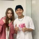 Lee Sung-kyoung Instagram – 💗
로꼬오빠랑 비밀작전으로
로꼬쮸에 살짝 숨어서
로꼬츄들 서프라이즈 성공!
러브는 사랑이에요 💗
반갑게 맞아주셔서 감사합니다 😛