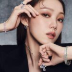 Lee Sung-kyoung Instagram – 💎🖤🖤🖤🖤🖤
#DAMIANI
#AD