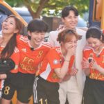 Lee Yeong-jin Instagram - 다시 결승전까지.. 1년, 어쩌면 이룰 수 없는 꿈처럼 느껴진 우승이 현실이 되었네요. 단 하나의 트로피🏆를 들기까지 정말 많은 분들의 도움이 있었습니다. 항상 최선을 다해 뛰어준 액셔니 팀원들, 백감독님, 기수코치님, 그리고 원영 코치님, 아쉽게 드라마로 하차한 삐약이 윤영이, 언제나 액셔니 제 7의 멤버 꼰쥬 지은이… 모두가 한 마음으로 뛰었기에 우승이라는 값진 영광을 누릴 수 있었네요. 함께 땀흘리며 뛰어준 모든 골때녀 선수들, 그런 모두를 애정어린 시선으로 카메라에 담아 많은 사랑을 받을 수 있게 도와주는 골때녀 스텝분들, 매번 바쁜 시간 쪼개 연습경기 도와준 여성 축구인들.. 모두 감사합니다. 그리고 사랑합니다. 🧡🧡🧡 @sbs_goal