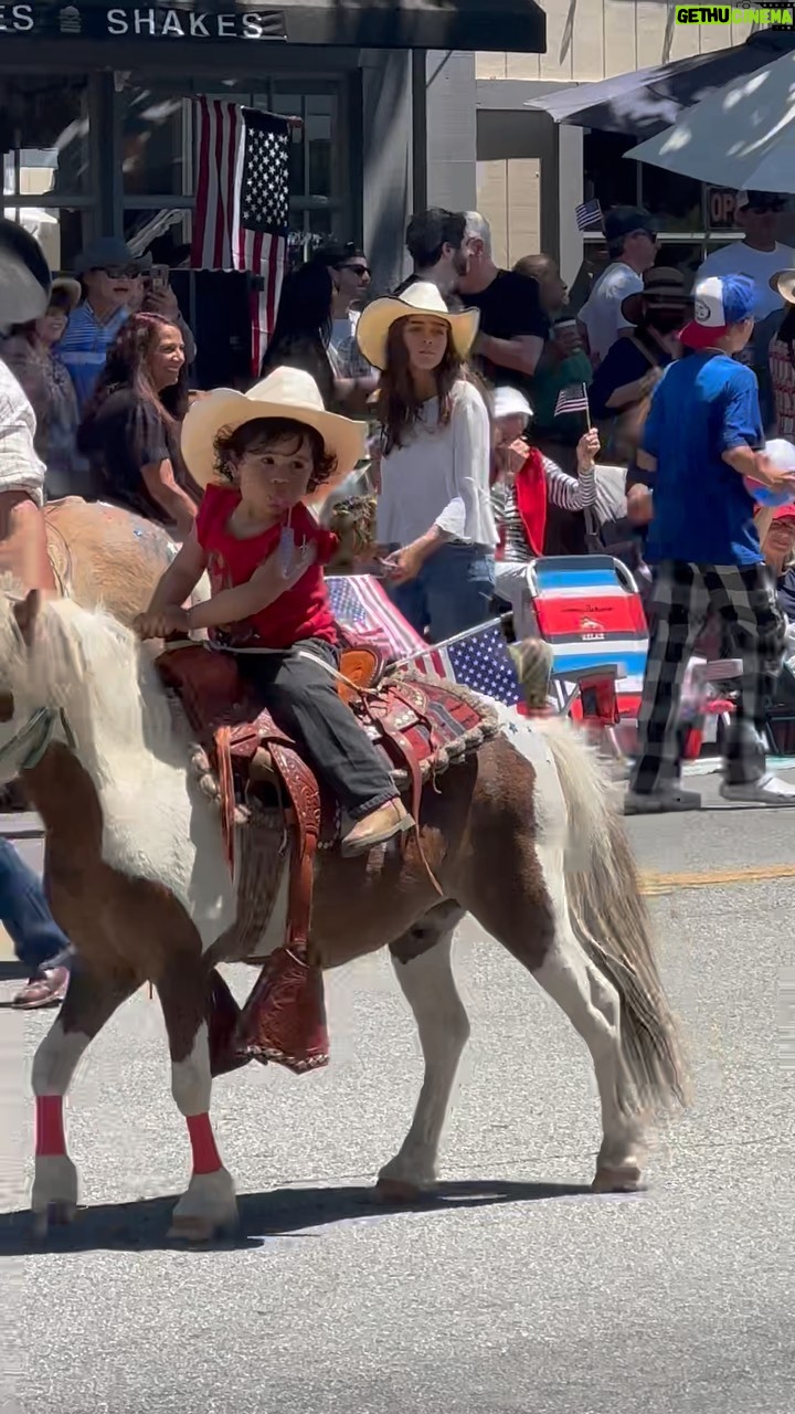 Leeza Gibbons Instagram - Such a sweet, old fashioned 4th of July parade!! Solvang: Danish Town
