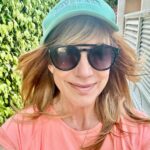 Leeza Gibbons Instagram - Stepping into the holiday weekend. I hope you enjoy doing what's meaningful to you. #stillthegreatestcountry