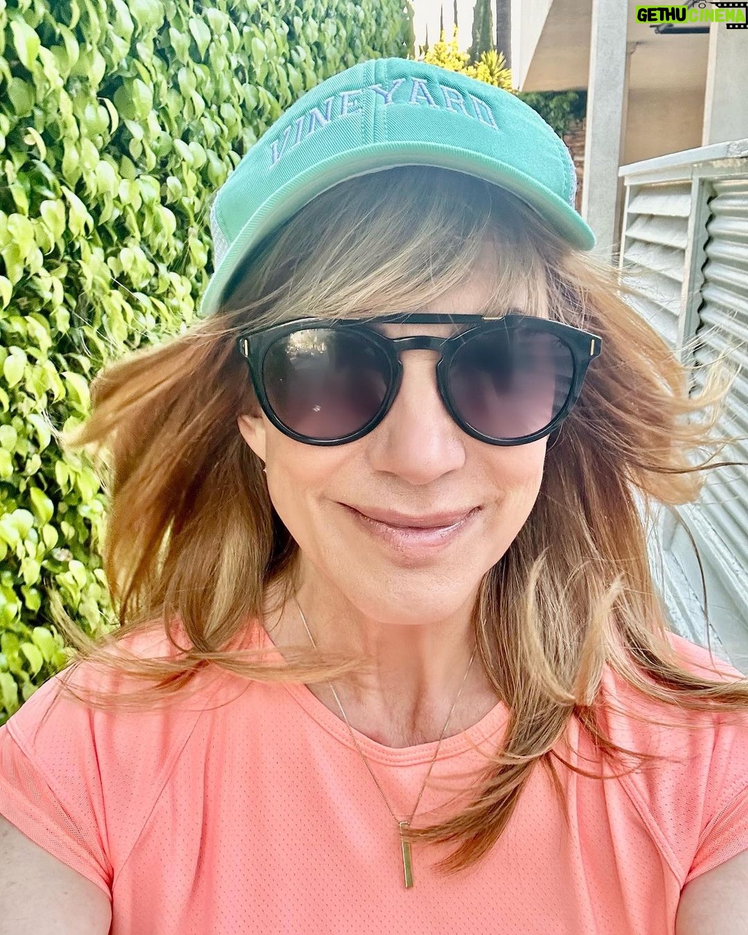 Leeza Gibbons Instagram - Stepping into the holiday weekend. I hope you enjoy doing what's meaningful to you. #stillthegreatestcountry