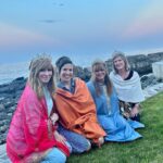 Leeza Gibbons Instagram - Goddess Gathering. Yes, we are wearing crowns!! It's always a good idea to celebrate our strength. As Carly Simon said: "A really strong woman accepts the war she went through and is ennobled by her scars". These women guide me back to myself time and time again. My sister, my daughter, my SIL....my ❤️ #tooblessedtobestressed #connections #goddesspower