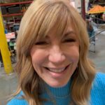 Leeza Gibbons Instagram - Alright @rose_parade , we see you. Bring it on @marksteines and I are ready! #newyear #roseparade @ktla_entertainment