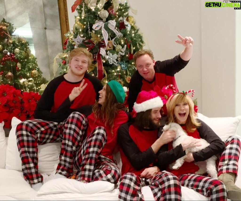 Leeza Gibbons Instagram - I'll never get over the matching pajamas photos. When I look at this, I see the kids as they were when we made gingerbread houses and slept under the stars to see if reindeer really know how to fly. Those were good days. These are , too. We are all wildly different but we share the same heart. That...and the same memories of Christmas past while we celebrate Christmas present. #wrapitup #holidaymagic #lovethesekids
