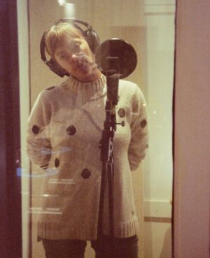 Lenka Instagram - The producer loves old school film cameras. And I love him. Even though I don’t look like it here…
📷 @davejenkinsjr