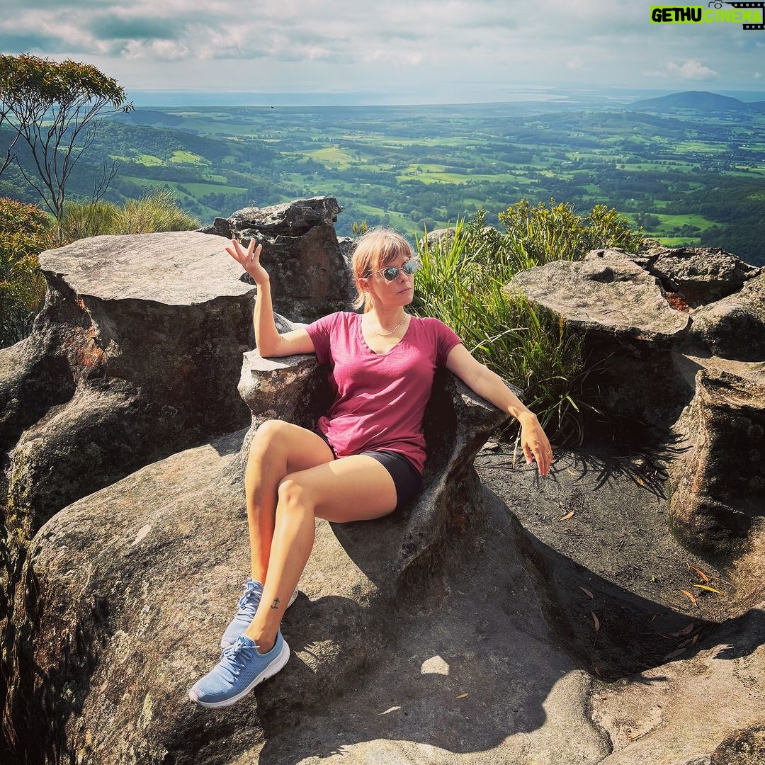 Lenka - 506 Likes - Queen of the mountain top