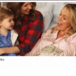 Lennon Parham Instagram - Feel good this winter and watch Playing House on @therokuchannel roku via @theatlantic @stclairjessica ❄️🏡 🥰