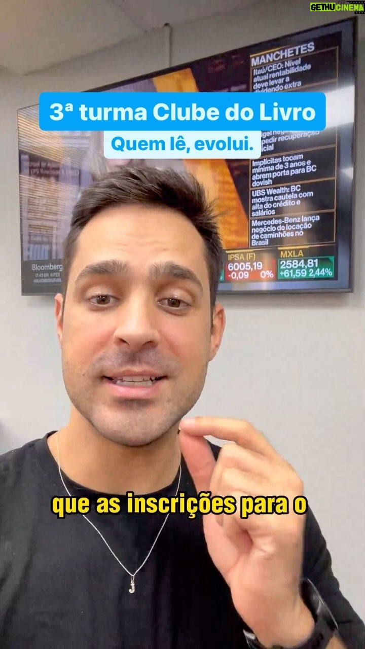 Leonardo Siqueira Instagram - Inscrições para a 3ª turma do Clube do Livro estão abertas. Já tem mais de 250 inscritos Leremos 6 livros em 6 meses pra te ajudar a crescer em várias áreas da vida. - Teremos grupo de whatsApp para tirar dúvidas direto comigo e com @samydanaoficial - Lives mensais para debatermos sobre os livros - PDFs semanais com resumos dos principais pontos dos livros Faça sua inscrição. Restam poucas vagas! Link na bio.