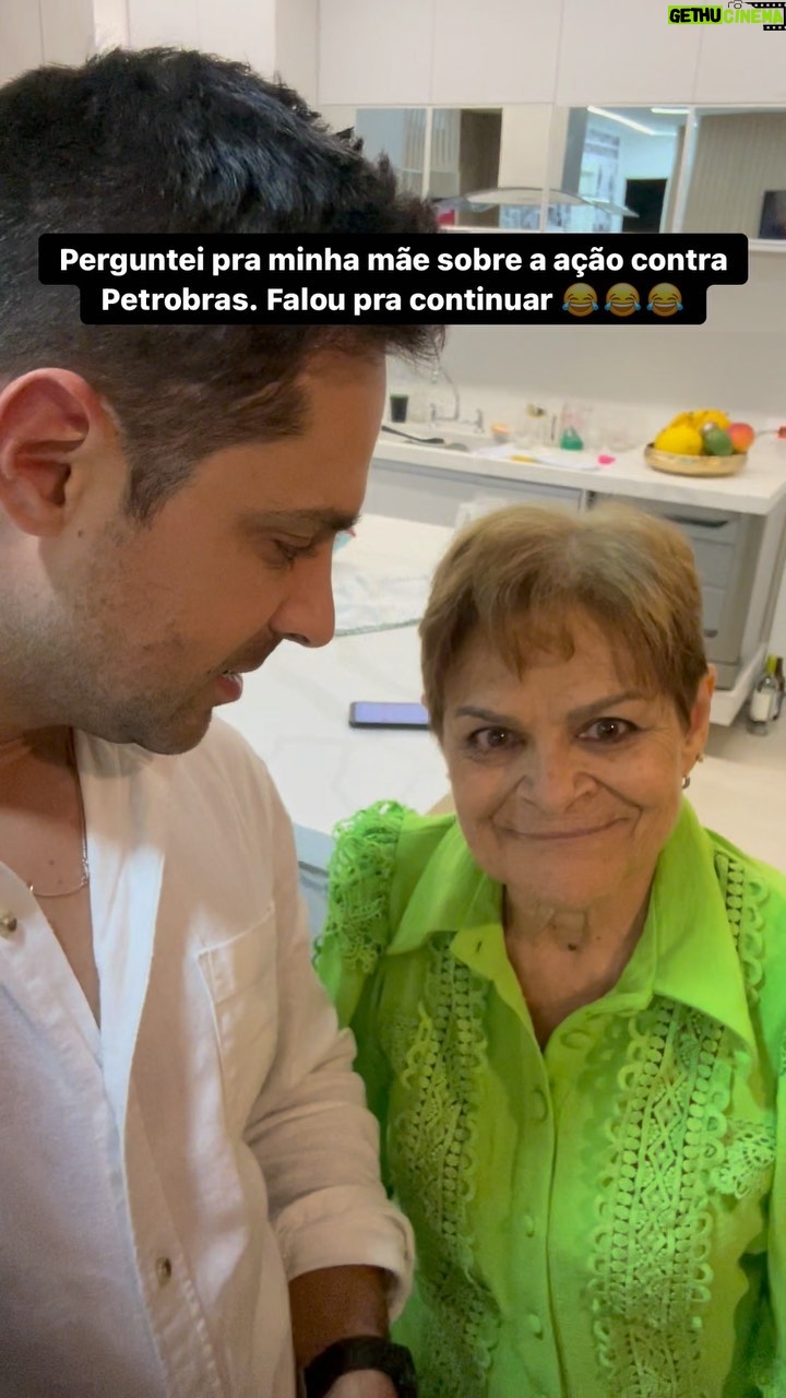 Leonardo Siqueira Instagram - 😂😂😂😂😂