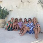 Leontine Borsato Instagram - Lieve golden girls, wat een rijkdom om jullie al ruim 30 jaar in mijn hart te hebben. Samen zoveel beleefd, zoveel gedeeld, mooie én moeilijke momenten, jullie zijn er altijd voor mij. Ik ben een gezegend mens. Love you girls to the max 🫶🏼 Jondal