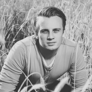 Leontine Borsato Instagram - Lieve Luca, van harte gefeliciteerd met je 22ste verjaardag mooie lieve schat!
We zijn zó trots op jou en we kunnen niet wachten dat jij jouw mooie muziek en stem gaat delen met anderen. Wat heb jij een mooie ontwikkeling meegemaakt op persoonlijk én muzikaal vlak! Hou van jou ❤️