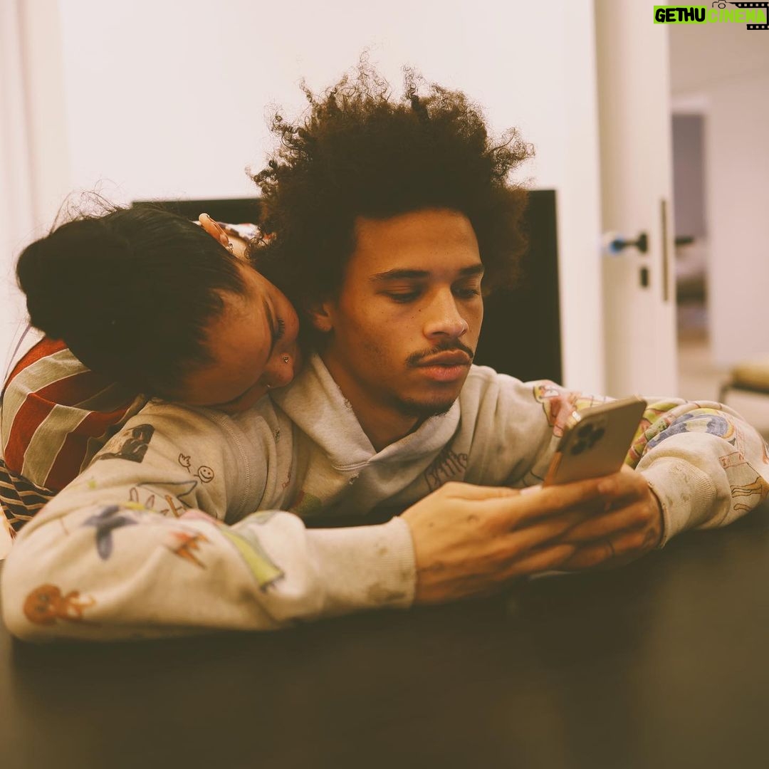 Leroy Sané Instagram - Happy Valentine’s Day my love! ❤️ I love you so much! ❤️