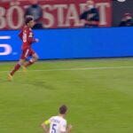 Leroy Sané Instagram - 💥🎁 Top 10 #inSané FC Bayern goals! ➡️➡️ @leroysane #MiaSanMia #FCBayern