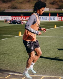 Leroy Sané Instagram - @euro2020 work mode is on! #inSané