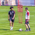 Leroy Sané Instagram - The hard work continues #inSané FC Bayern Trainingsgelände