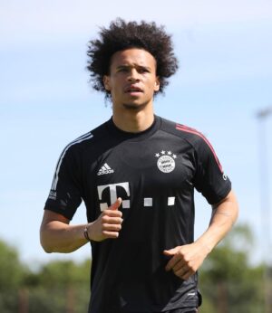 Leroy Sané Instagram - A good first training session 😁 #inSané