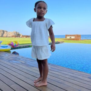 Leroy Sané Instagram - Happy Birthday Rio !!! I love you so much my special happy girl. Bless u my little princess. 5y ❤️❤️❤️