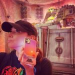 Lesli Margherita Instagram - Handling galactic business on my data pad with rad new @casetify (pink!) case as I sip Fuzzy Tauntauns in Oga’s Cantina listening to DJ Rex because it’s MY FAVORITE DAY #maythe4thbewithyou !!!!! (that was a lot of proud nerd in one sentence)
