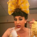 Lesli Margherita Instagram - I made this vid a month ago during Guys and Dolls. Never posted on here, but SOOO many of u peeps have been messaging moi asking about Saliné Dion, so here. Go get her. #amazoonpriiimé #chicken #meshnebulizer #fartparade