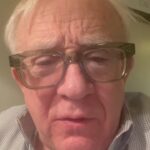 Leslie Jordan Instagram - Do we have a new national pastime? #baseball