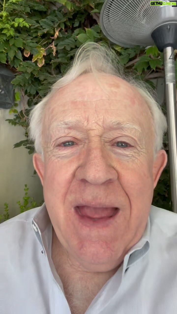 Leslie Jordan Instagram - I kissed a girl……and I liked it. Love you @sharonstone