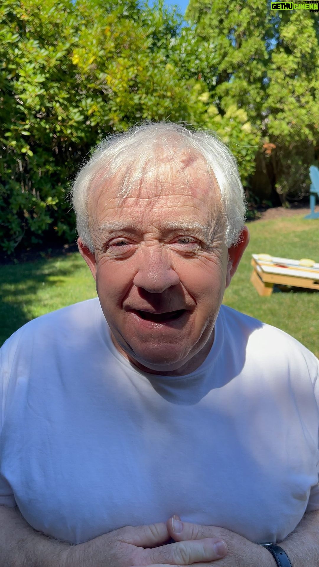 Leslie Jordan Instagram - Is that all ya got @isaacboots? @torchdbyisaac